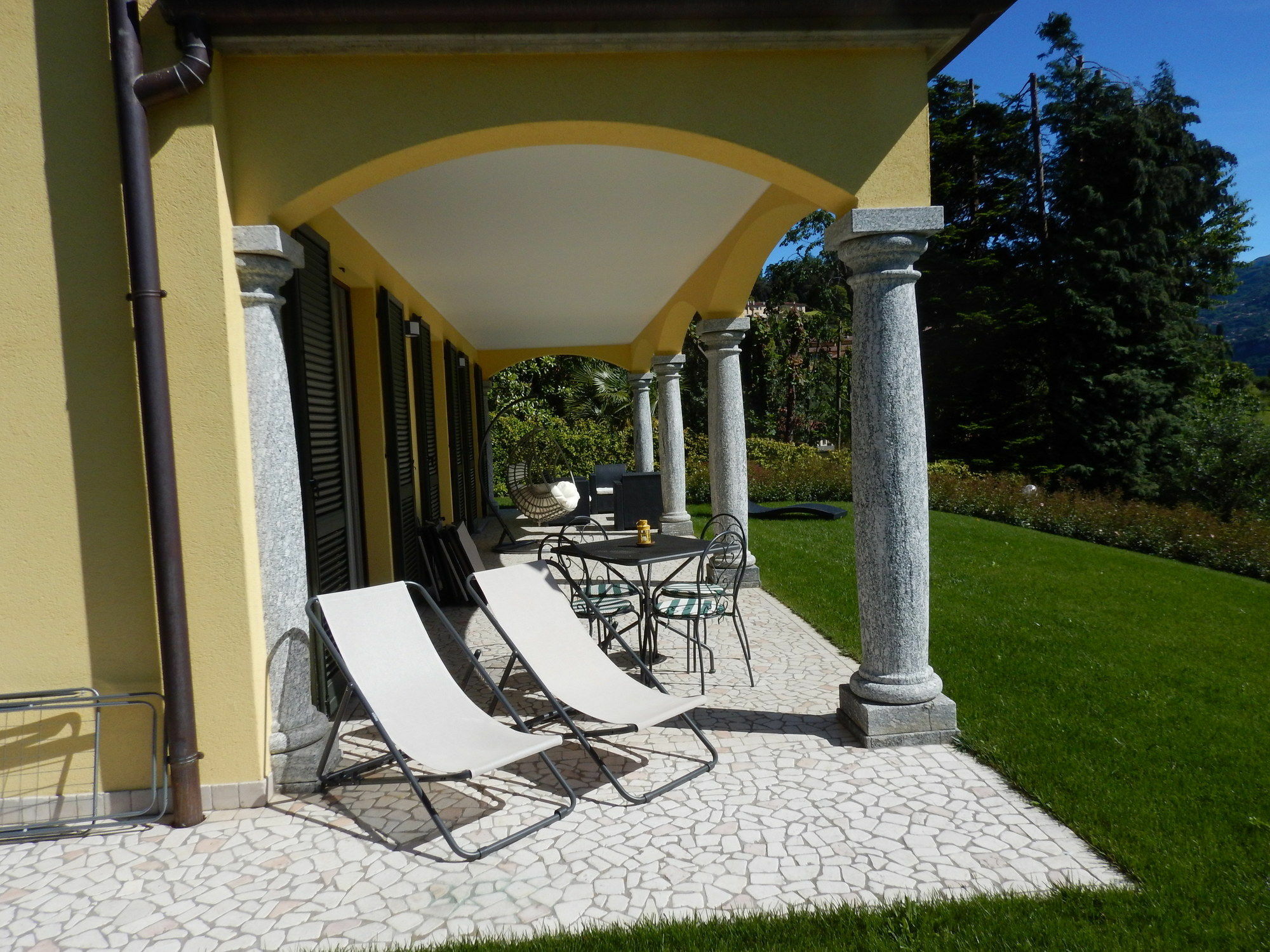 Casa Ketty Apartment Беладжо Екстериор снимка