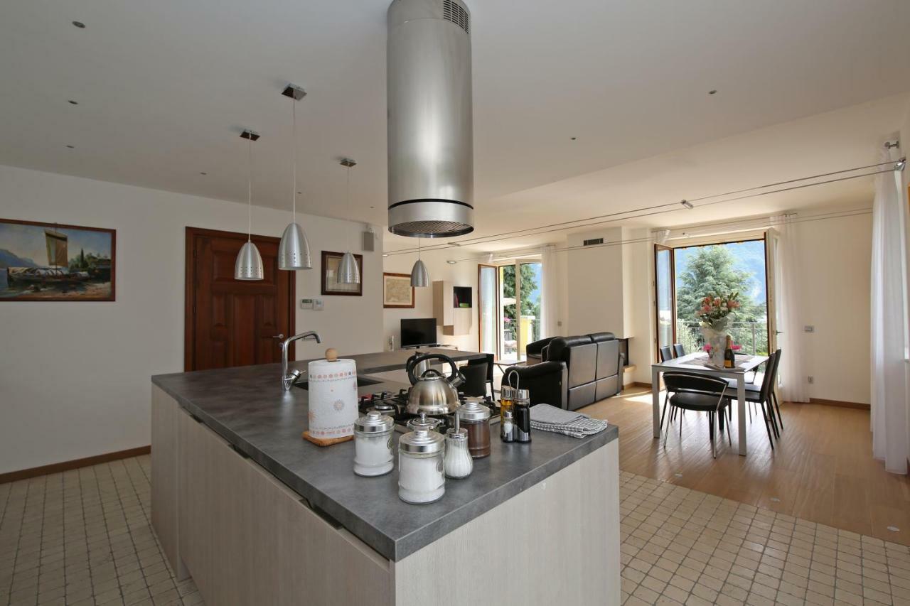 Casa Ketty Apartment Беладжо Екстериор снимка